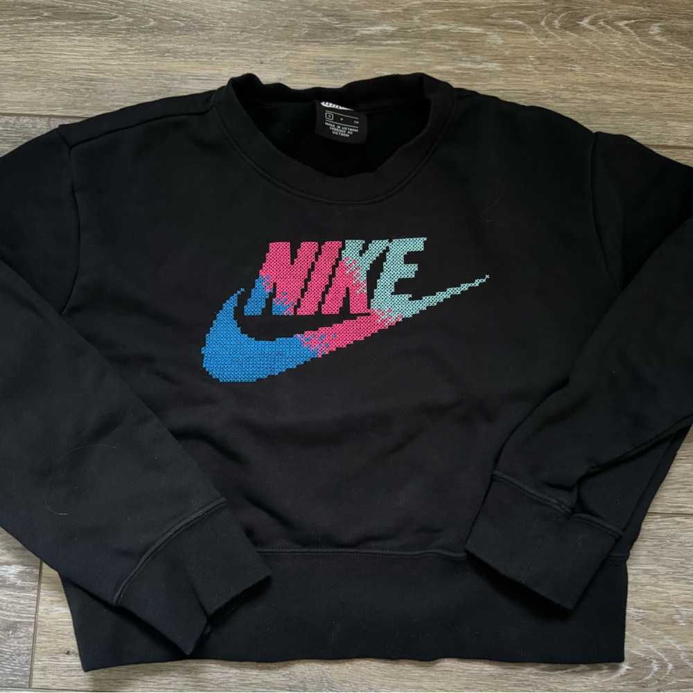 Nike Women’s Cropped Crewneck
